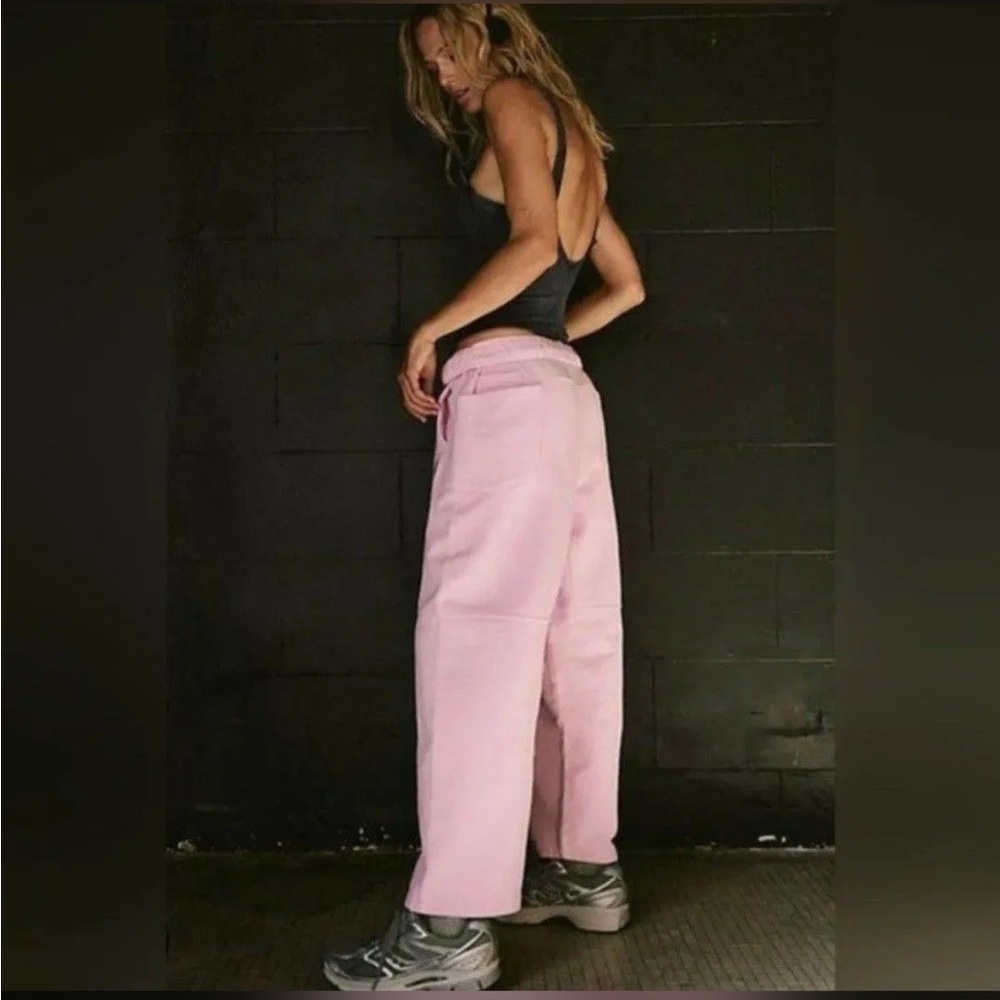 🆕 Free People Top Score Barrel Sweatpants - Picture 3 of 8